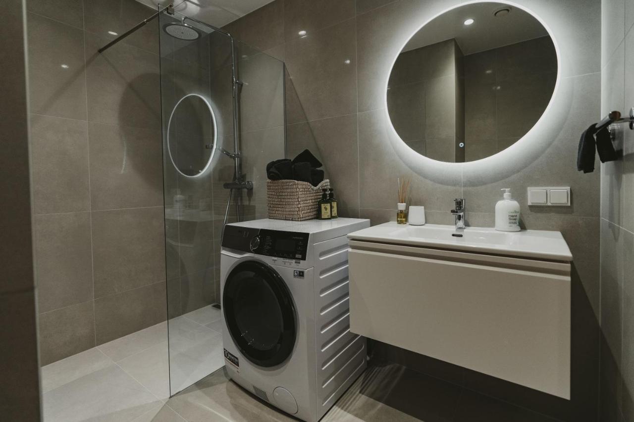 Oeoe Street Luxury Apartment With Terrace Тарту Екстериор снимка